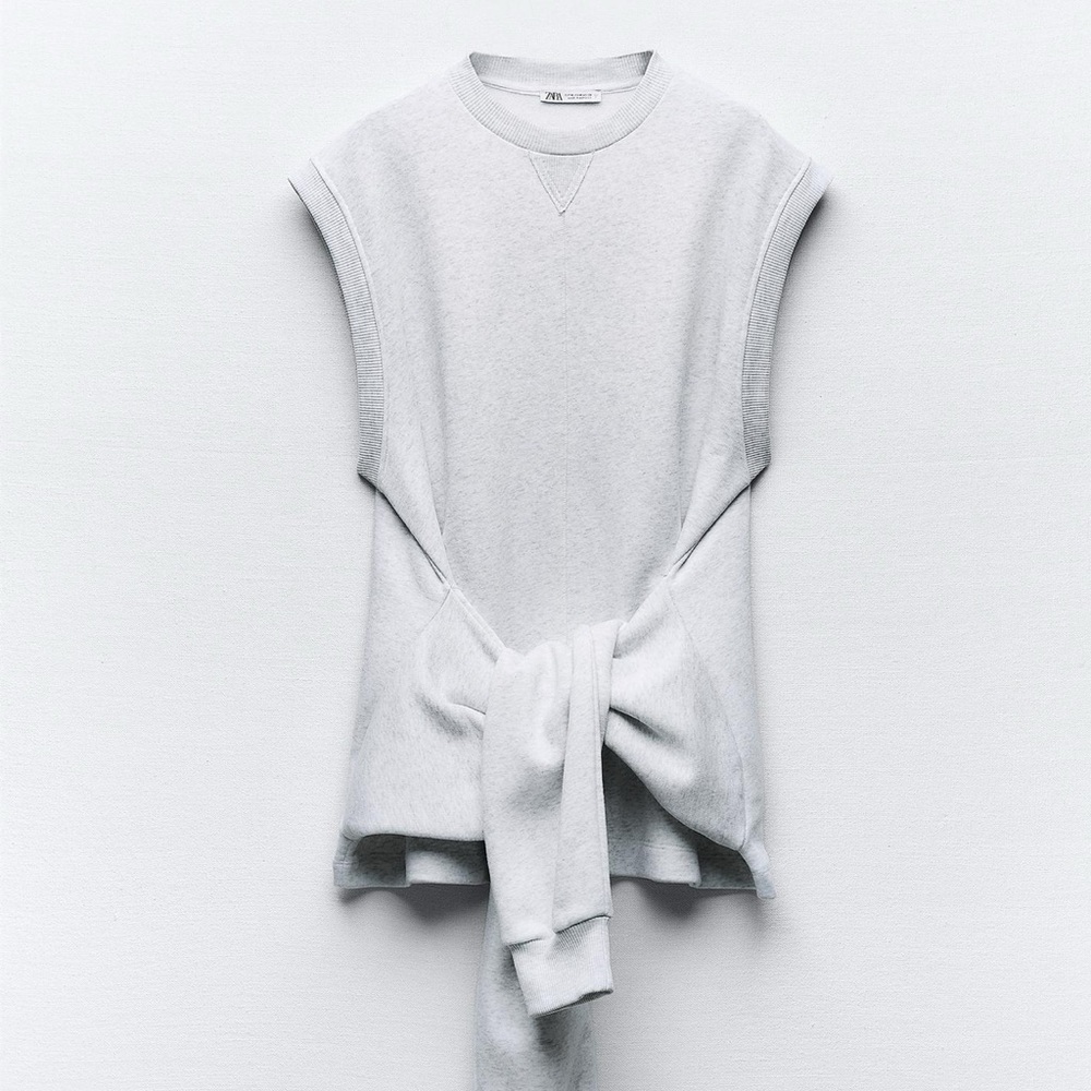 Sold out Zara Gray Top